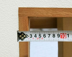 STEP2　ロールスクリーンの横幅を測ります