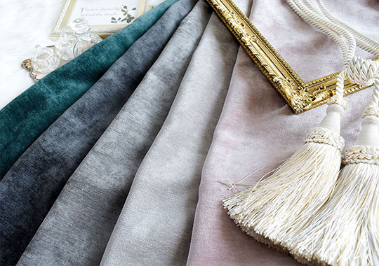 プチラグジュアリーカーテン