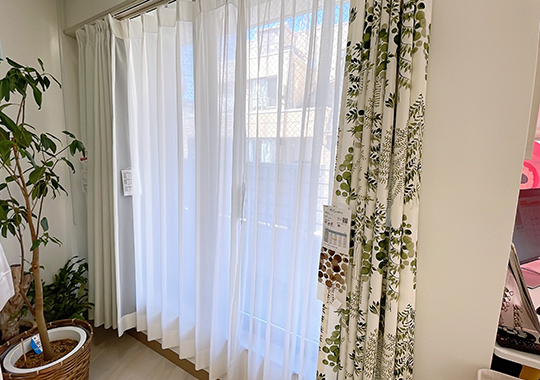 窓辺でチェック