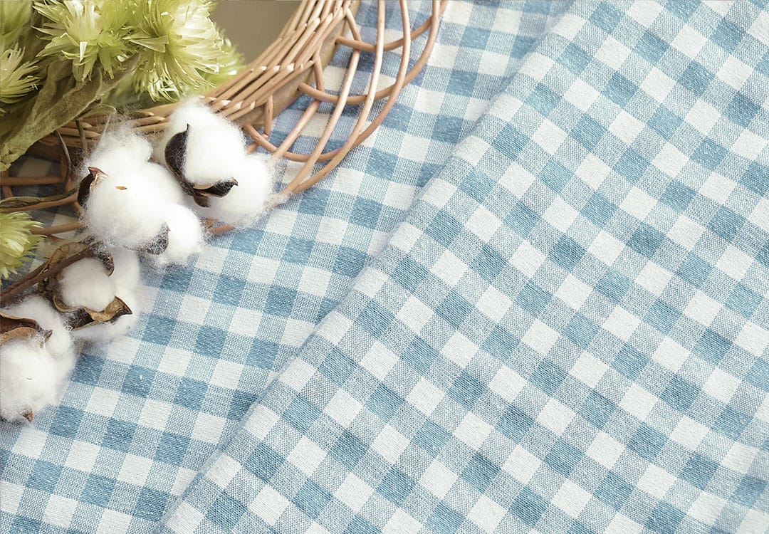 ライトブルー