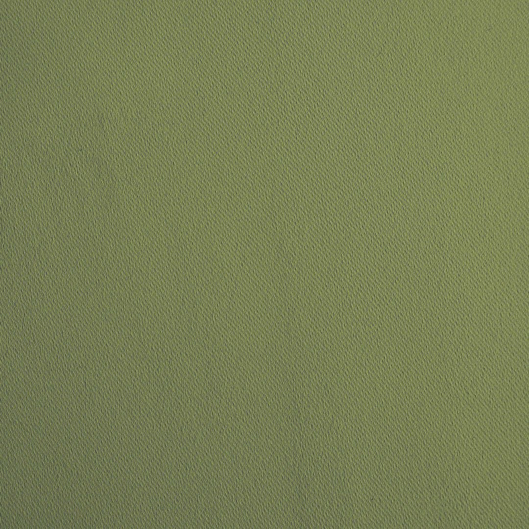 オリーブグリーン