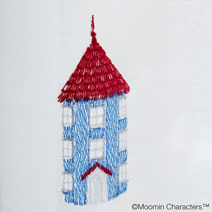 ムーミンハウスの刺繍でアクセントに。ムーミンハウス 北欧レース