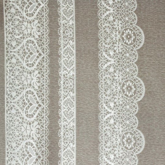 ライトブラウン