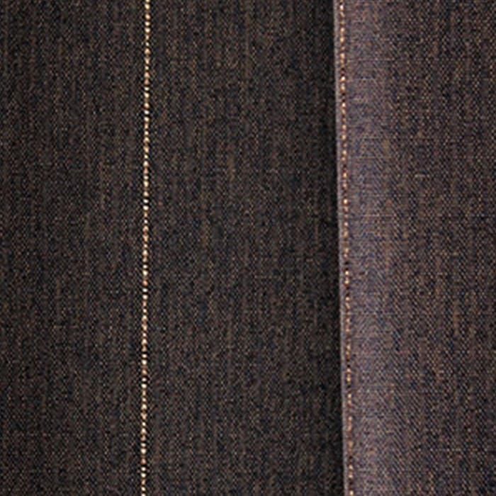 ダークブラウン