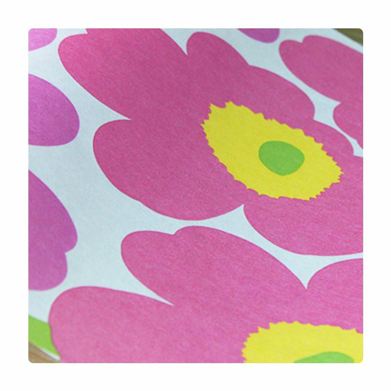 マリメッコ（marimekko）のテーブルランナー ウニッコ、ミンステリ