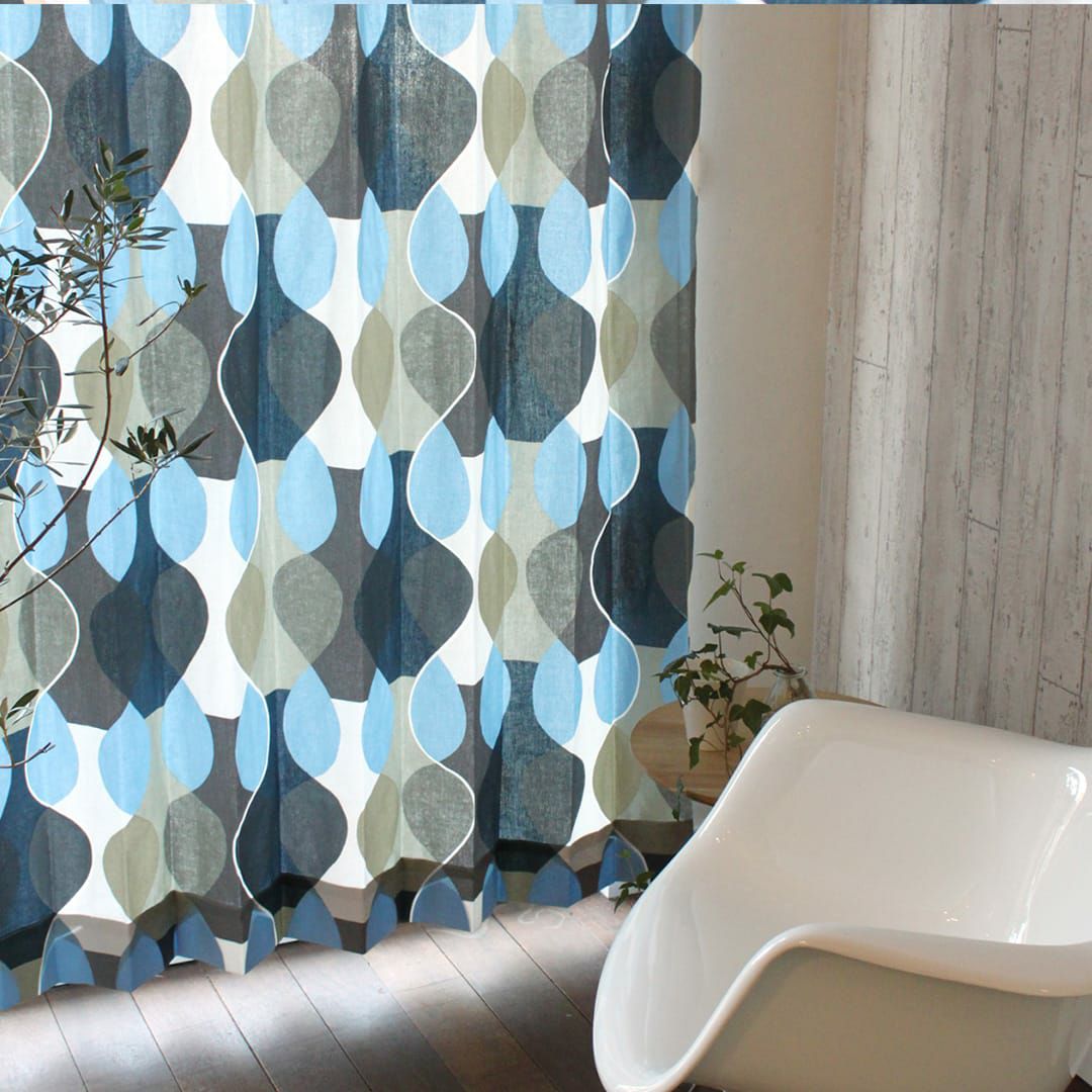 ブルー　　（仕上がりは裾は2cm折り返しになります）