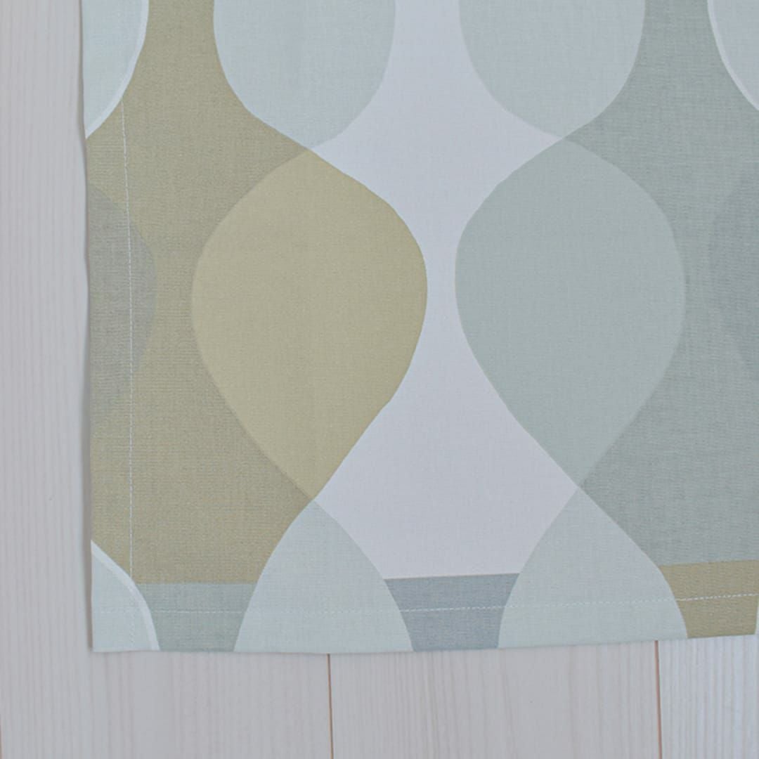 ライトグリーン