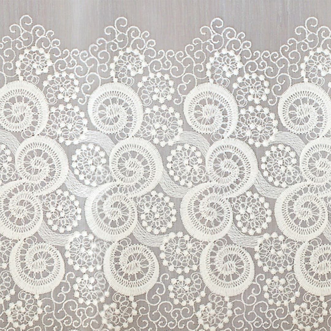 刺繍柄トルコレースの生地売り｜ カーテン通販専門店カーテンズ