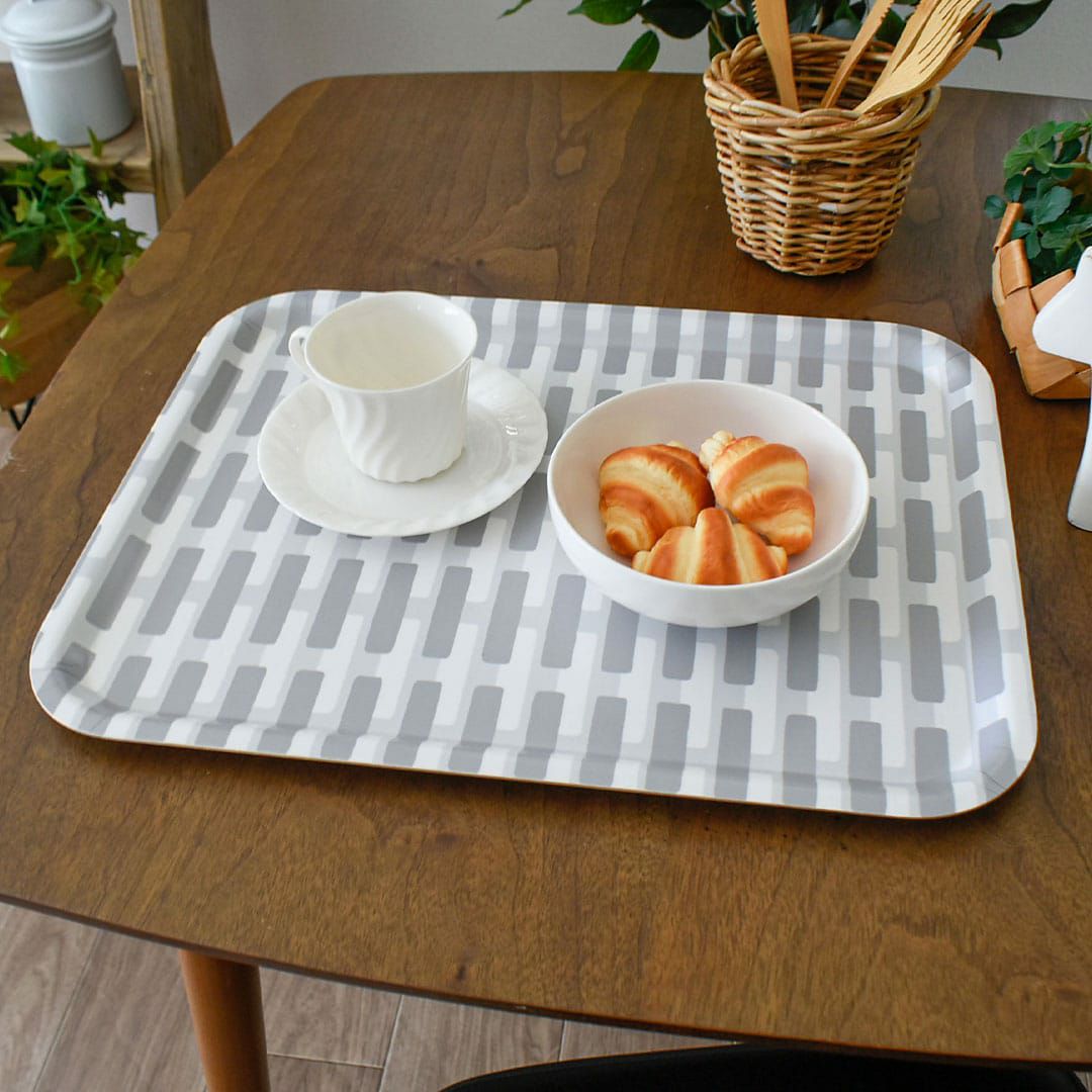 北欧ブランドのartek（アルテック）から人気の柄がトレーになって登場