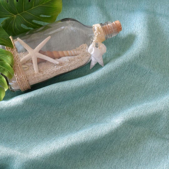 アクアブルー